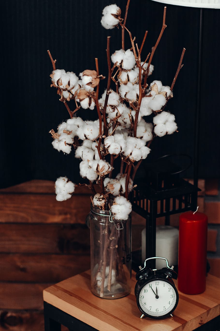 White Cotton Flowers in Vase Beside Clock, bouquet, delicate HD wallpaper