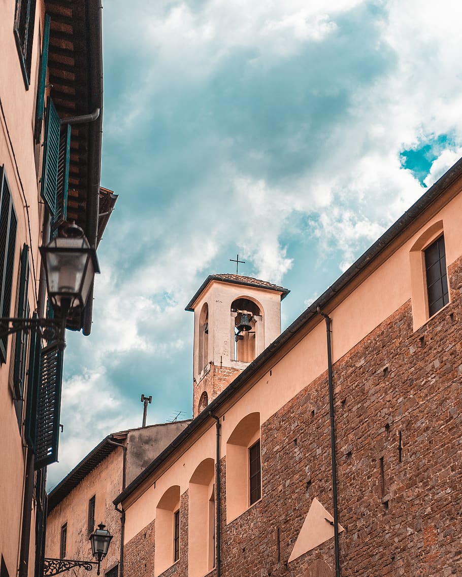 Church Building Under Cloudy Sky, architecture, brickwall, cathedral HD wallpaper