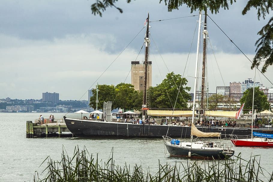 Park ship. Sea Docks.