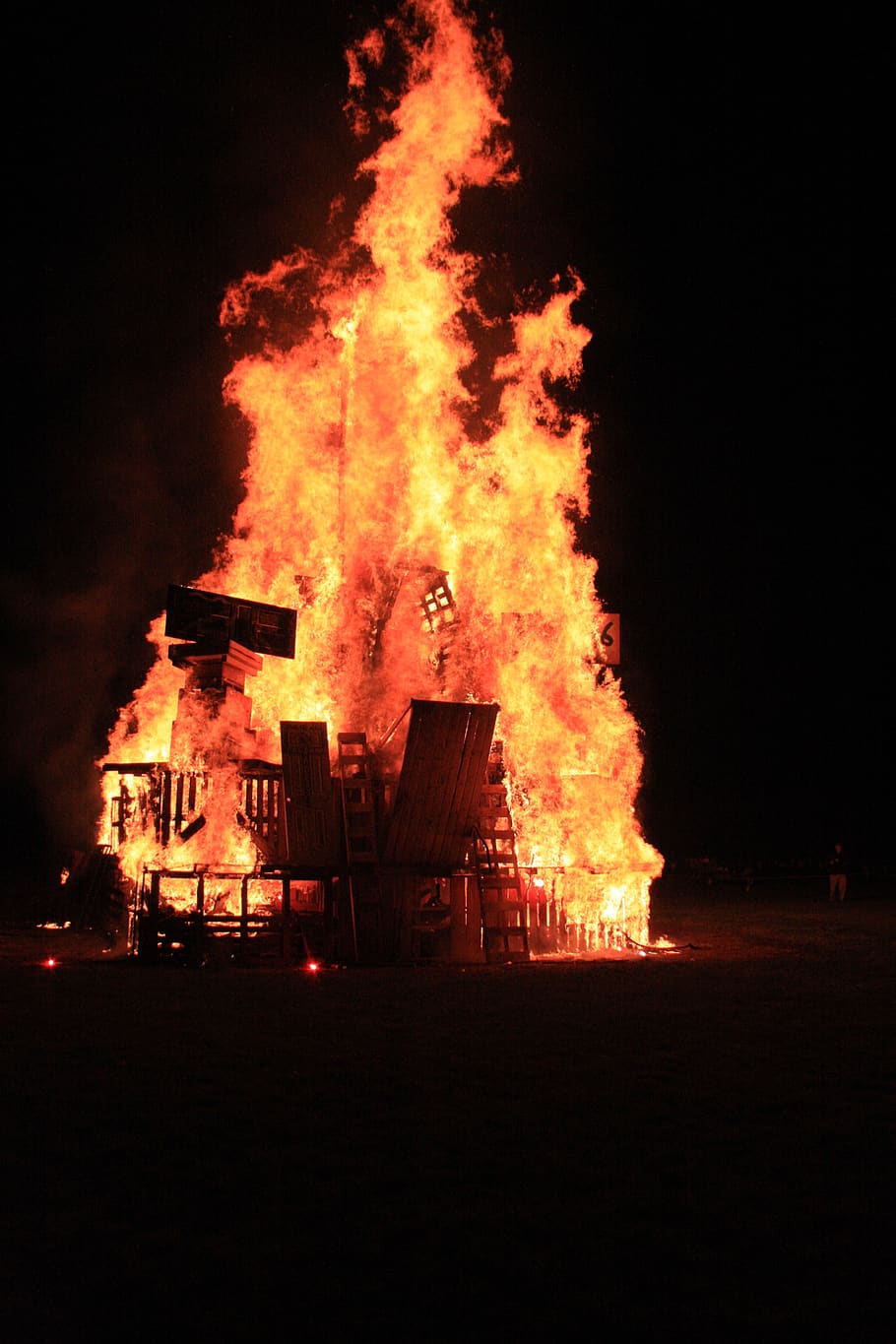 fire, bonfire, burning, flame, blaze, flames, fire - natural phenomenon HD wallpaper