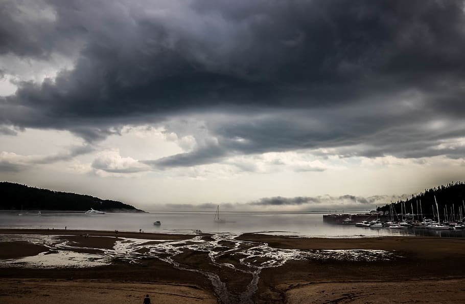 grey rain cloud hovering above the harbor, cloud - sky, water HD wallpaper