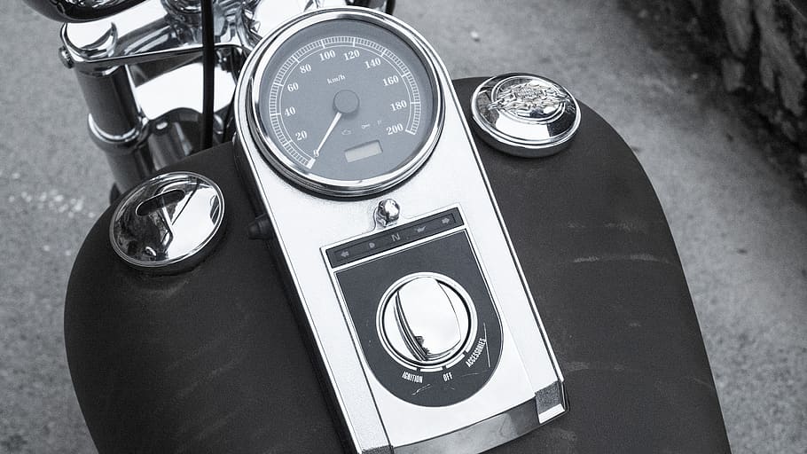 harley davidson, tank, motorcycle, chrome, machine, high angle view HD wallpaper