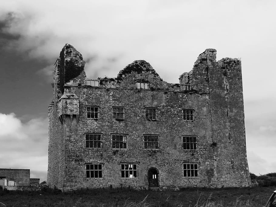 ireland, ruin, medieval, history, stone, rock, castle, black and white, HD wallpaper