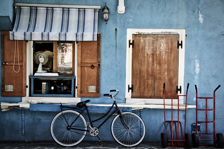 black beach cruiser bicycle, architecture, building exterior HD wallpaper