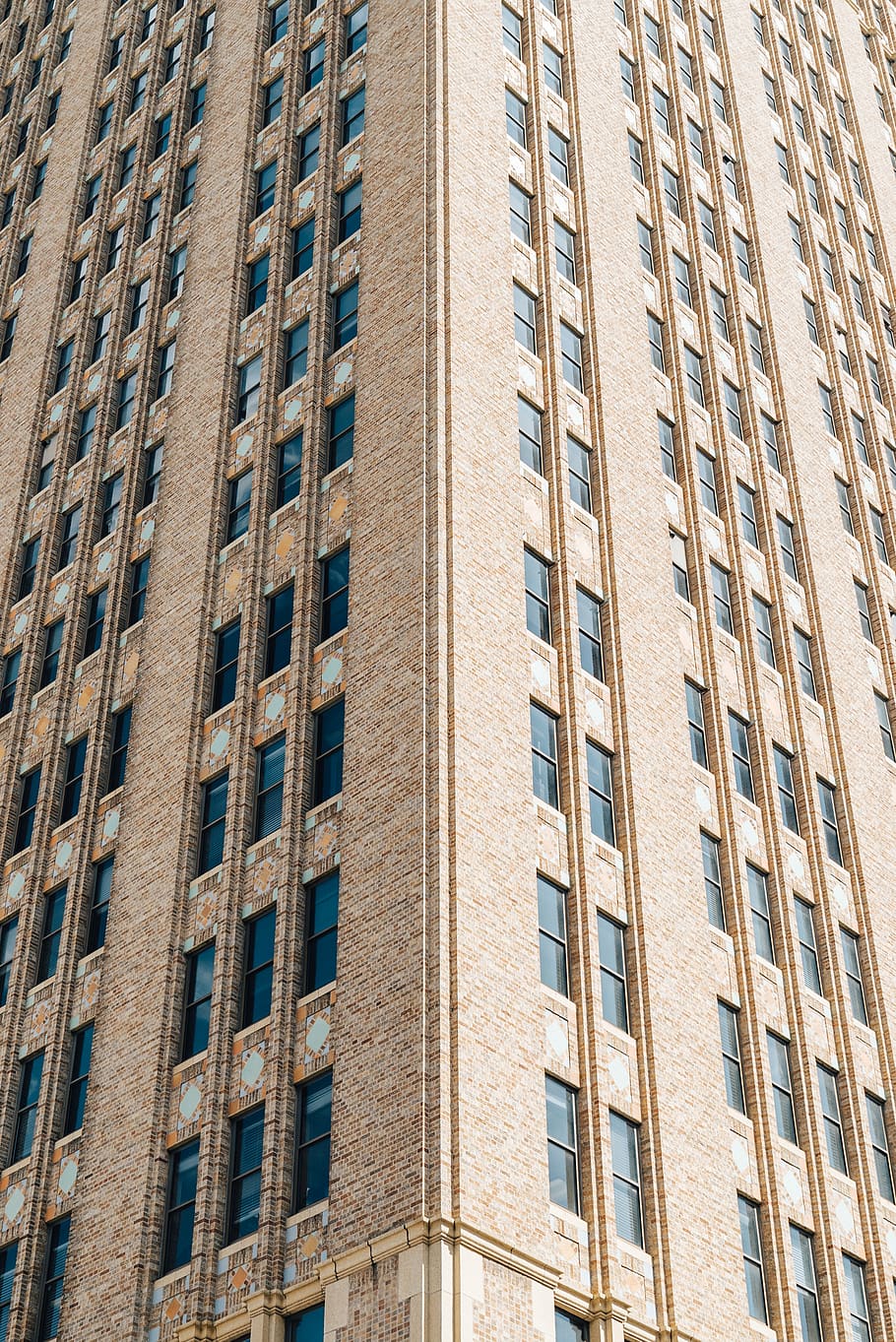 brown concrete building, housing, condo, home decor, town, high rise HD wallpaper