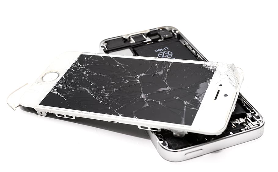 Wrecked Iphone, accident, broken, cellphone, cellular telephone