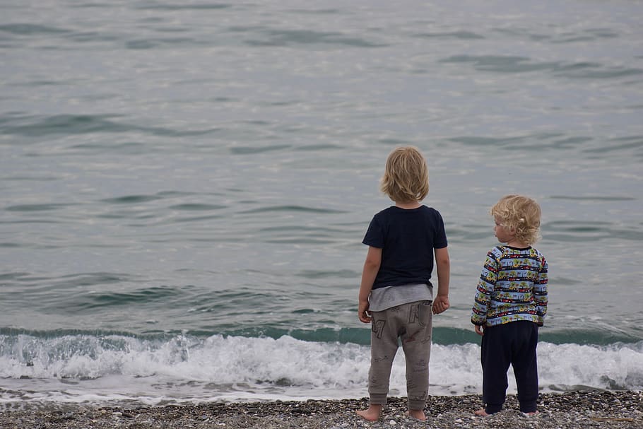two child standing on shore, water, two people, rear view, real people HD wallpaper