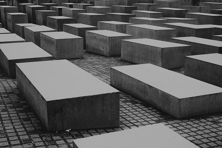 rectangular grey wooden table, concrete, path, floor, maze, labyrinth HD wallpaper