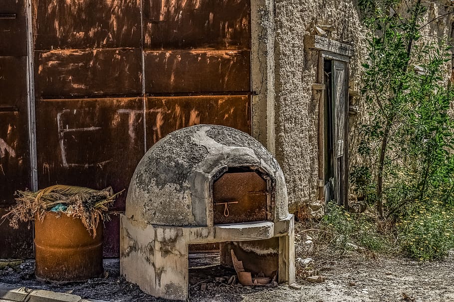 decay, rust, furnace, aged, weathered, rusty, wall, house, abandoned HD wallpaper