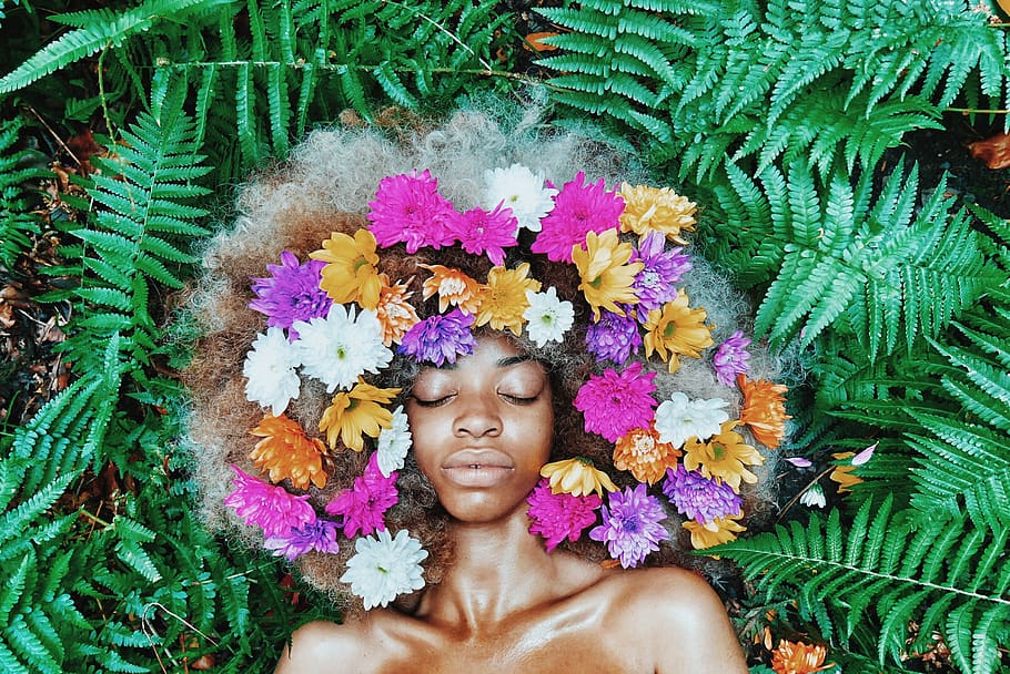 Woman With Floral Headdress Lying on Green Leaf Plants, black HD wallpaper