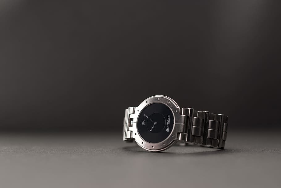 still, items, things, wrist, watch, time, circle, silver, studio HD wallpaper