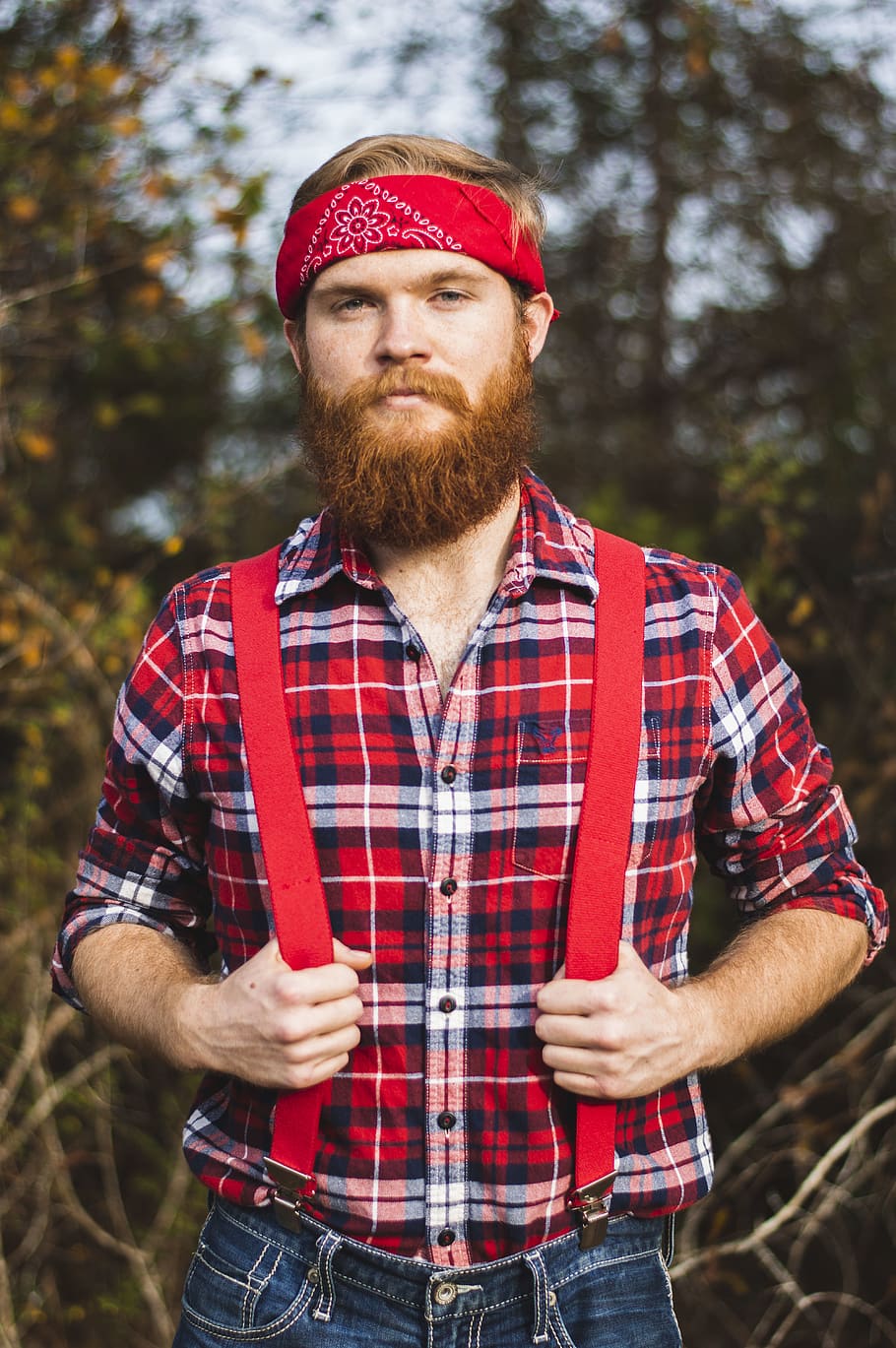 standing man wearing red and white floral kerchief close-up photo, HD wallpaper