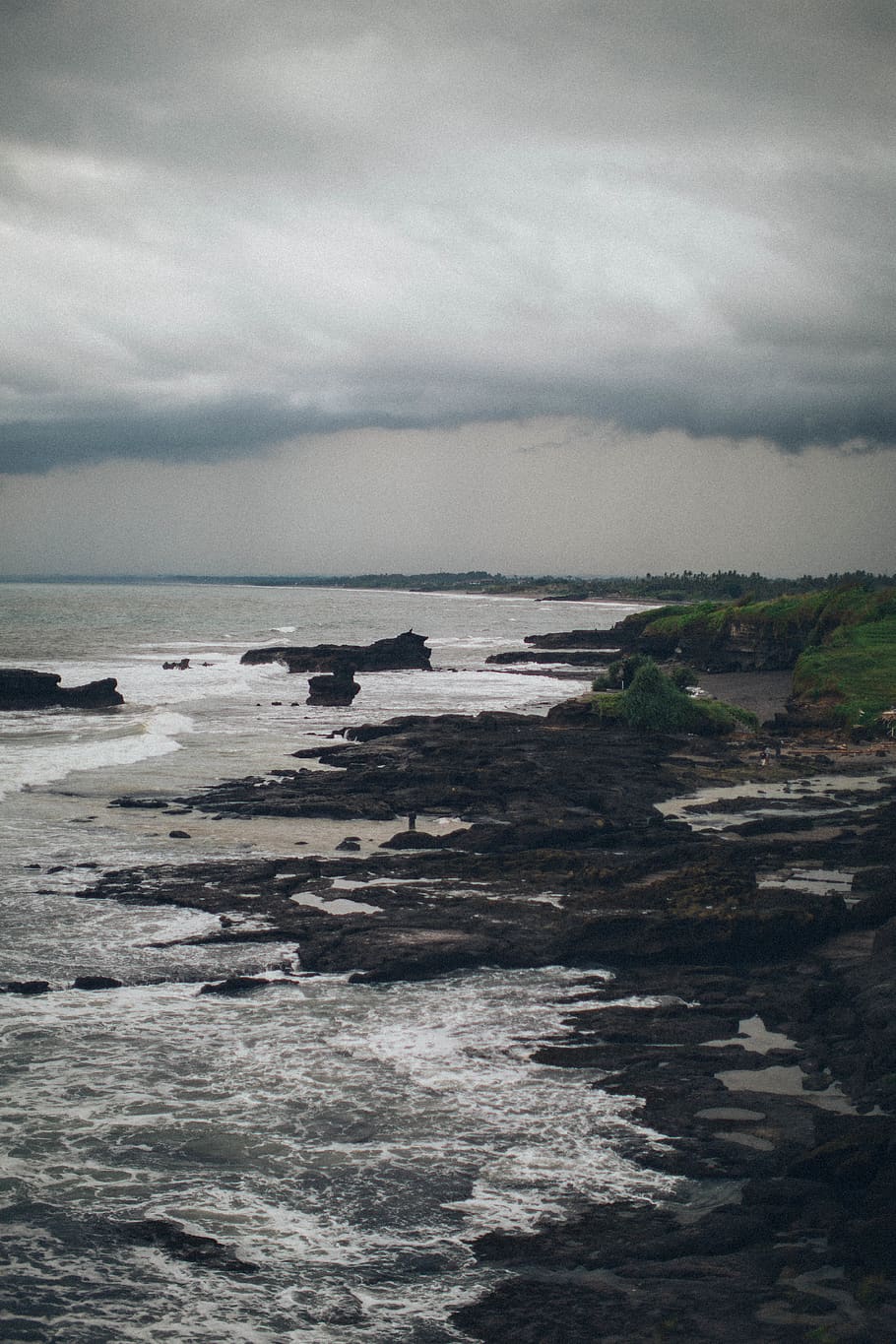 Photo of Rocky Shore Under cloudy Sky, beach, clouds, coast, nature HD wallpaper