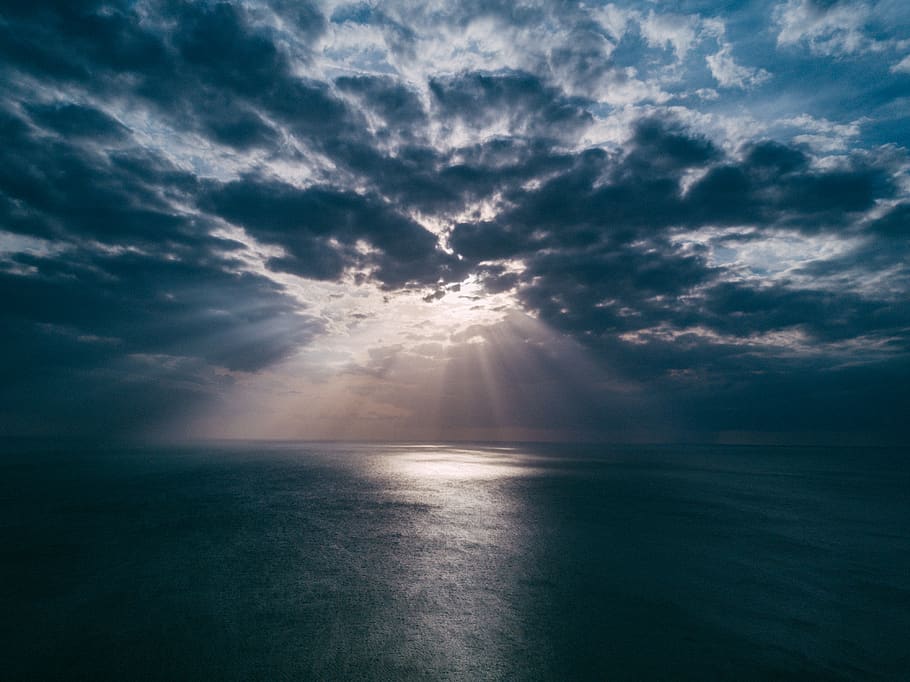 Landscape Photography of Clouds, beach, dawn, evening, light HD wallpaper