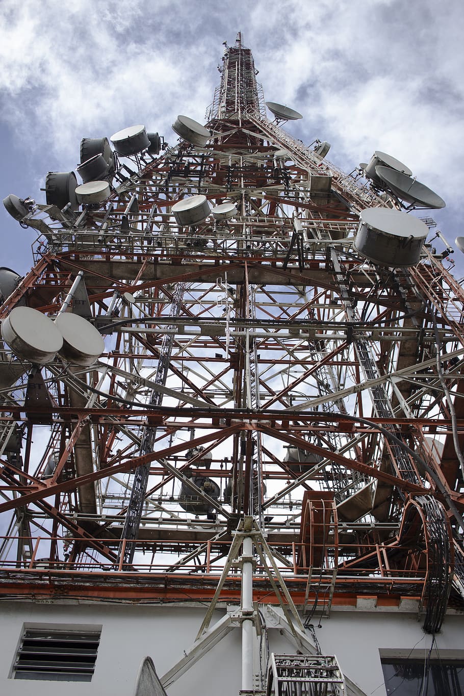 Tower, antenna, low angle shot, perspective, satellite, satellite dish HD wallpaper