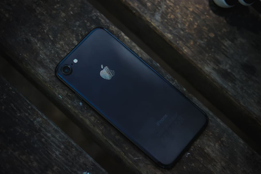Black Iphone 7, apple device, apps, blur, business, close-up HD wallpaper
