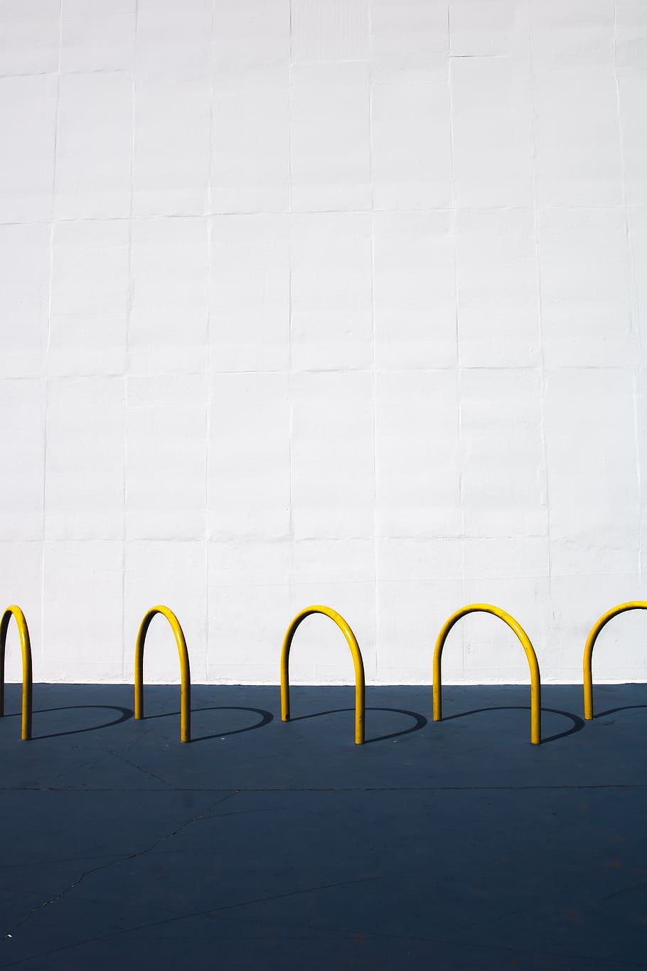 Yellow Croquet Rings, blue, canvas, design, empty, graphic, illustration HD wallpaper
