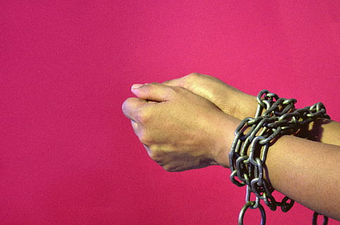 Chained hands #2, concepts, creative, ideas, human body part HD wallpaper