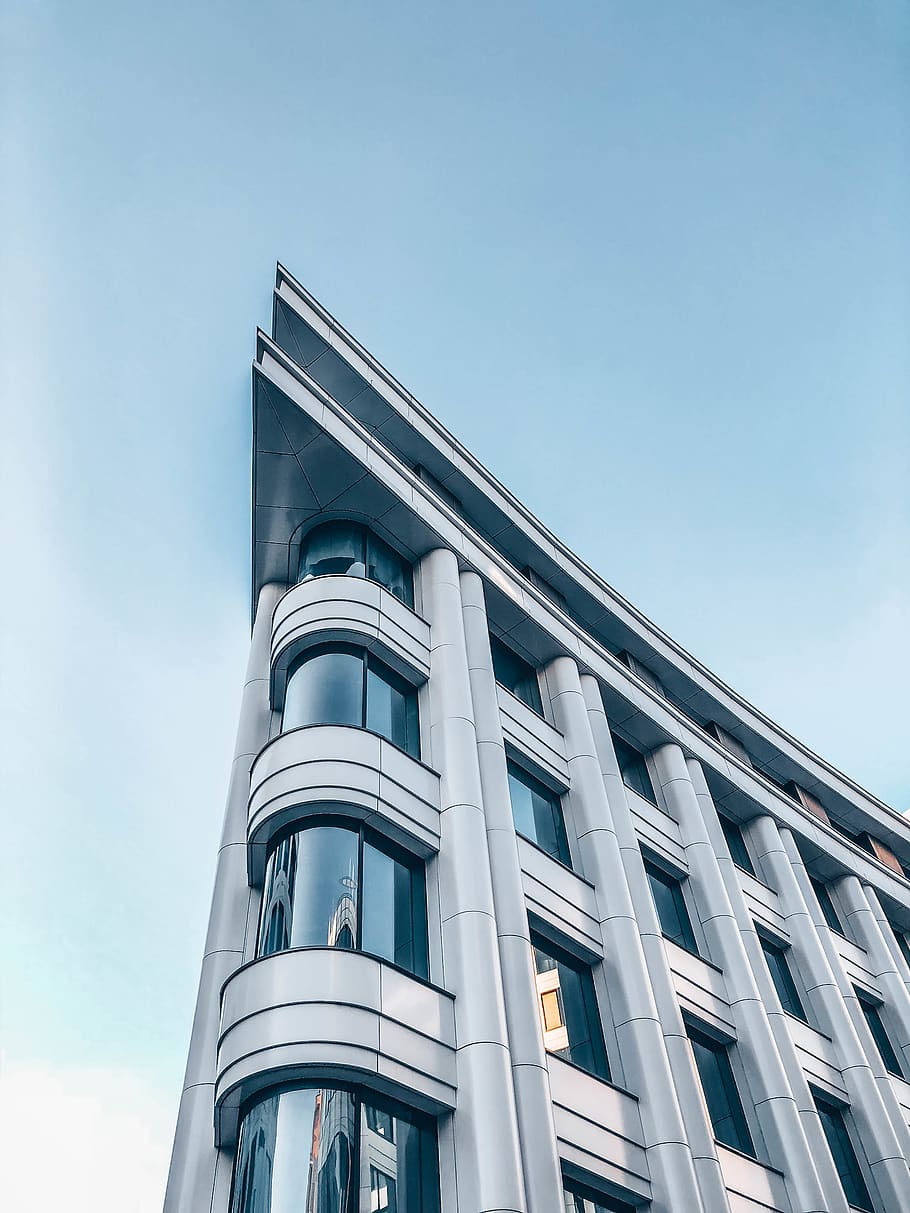 low angle photography high-rise builoding, city, urban, town HD wallpaper