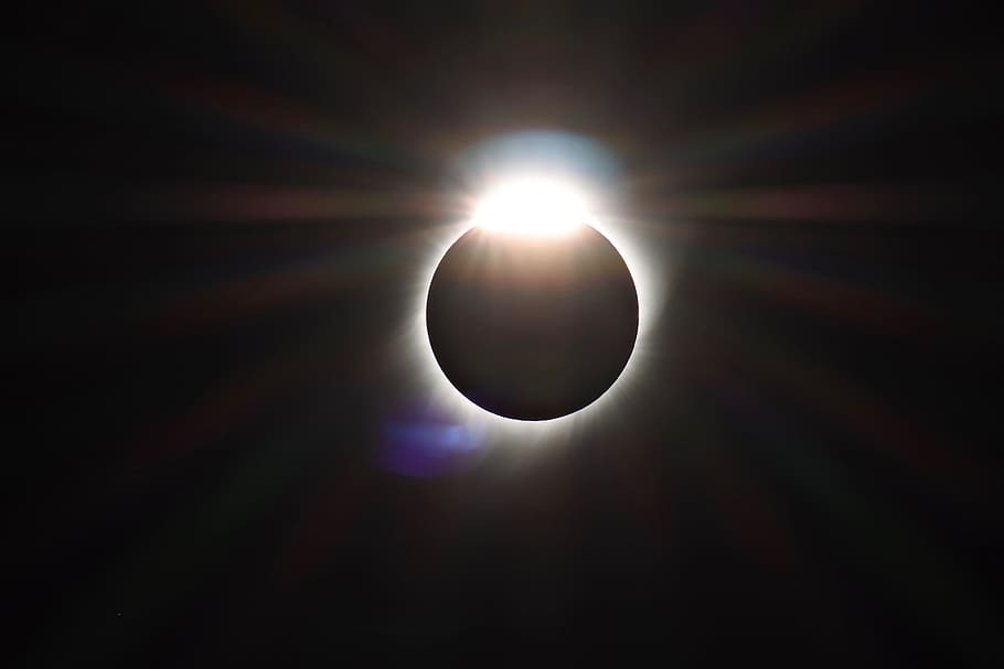 Solar Eclipse, light ray, flair, black, dark, black ring, moon HD wallpaper