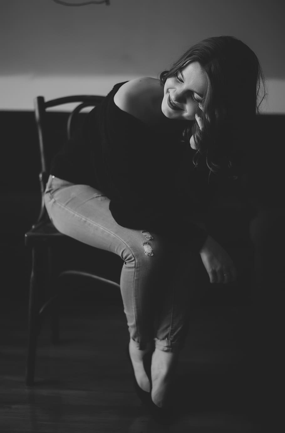 grayscale photography of woman sitting on chair, clothing, apparel, HD wallpaper