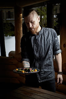 Man Holding Plate With Food in Room, beard, chef, cook, cuisine HD wallpaper