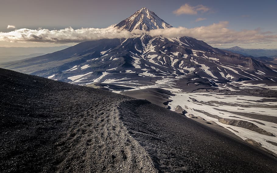 cone-shaped mountain and ice field at daytime, landscape, road HD wallpaper
