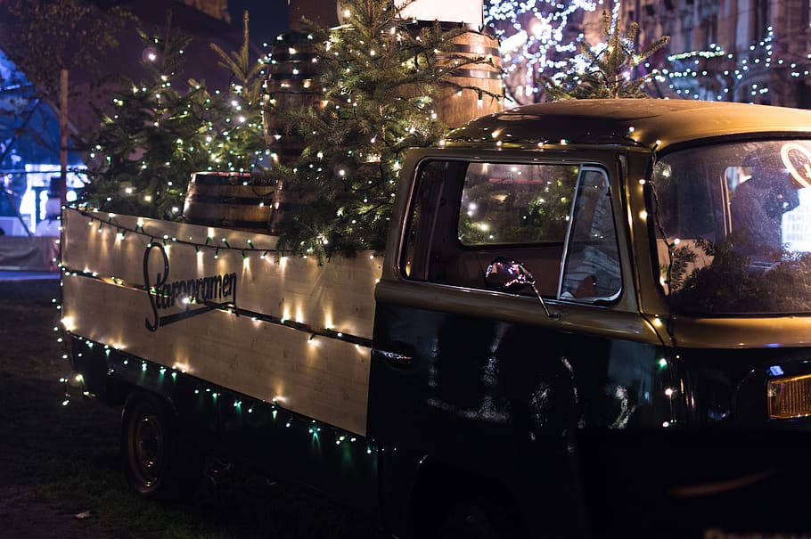 Christmas Tree Lights Santa Claus Car Toy New Year 7003792
