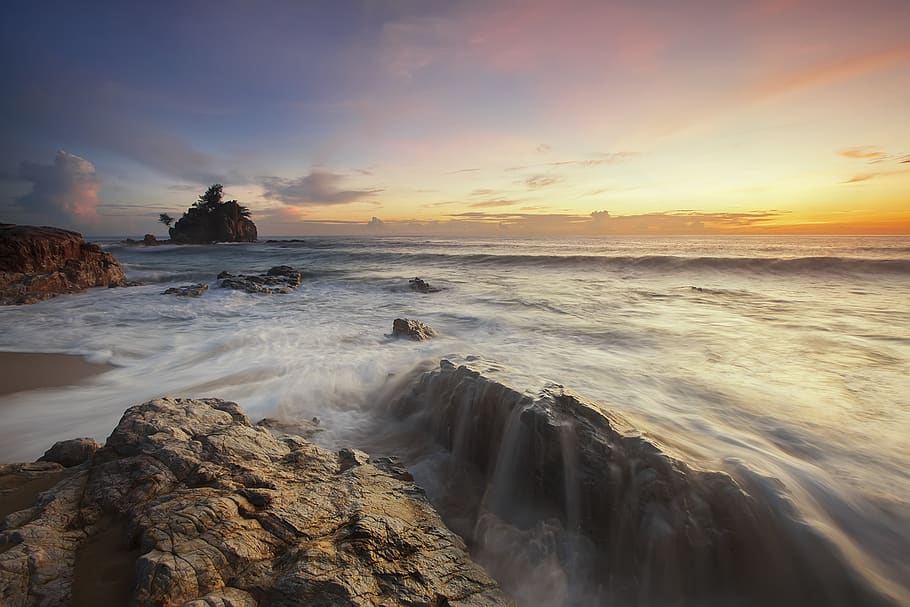 sea, ocean, splash, ripples, rock, formation, landscape, nature HD wallpaper