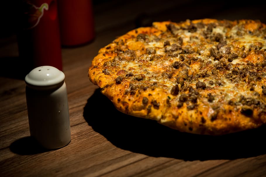food, pizza, bread, bun, meal, dish, table, furniture, dining table HD wallpaper