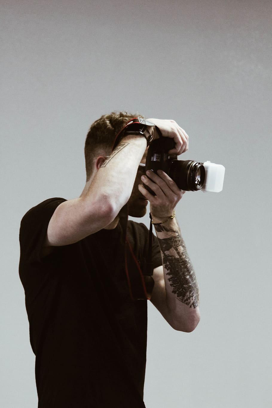 human, picture, camera, photographer, incetion, tattoos, male HD wallpaper