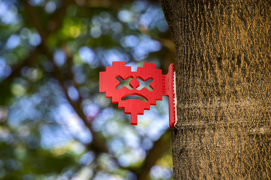 heart, tree, plant, red, trunk, tree trunk, focus on foreground HD wallpaper