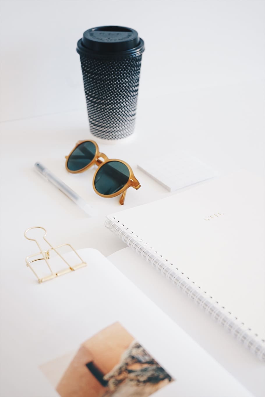 black and white sunglasses, flatlay, coffee cup, desk accessory, HD wallpaper