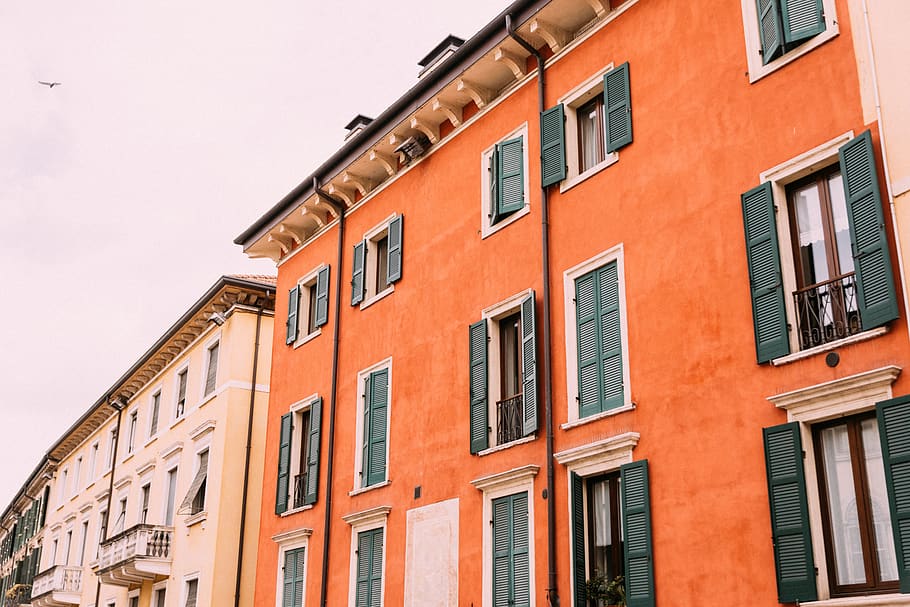 orange concrete building, home decor, window, italy, venice, curtain HD wallpaper