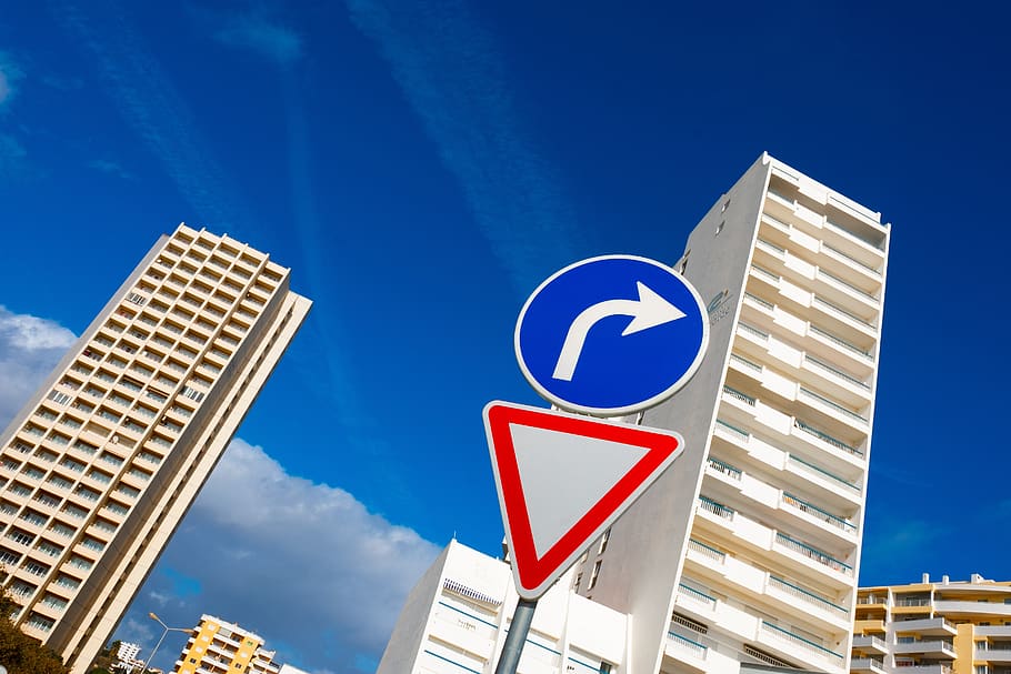 skyscraper, blue, right, traffic, traffic sign, architecture HD wallpaper