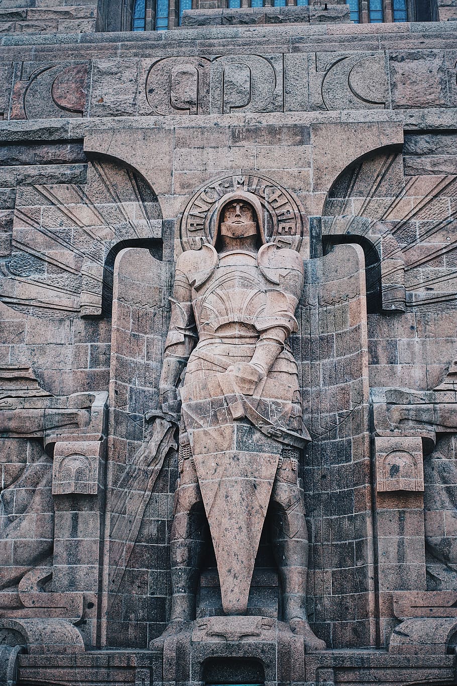 Gray Concrete Man Standing Statue ], ancient, architecture, art HD wallpaper