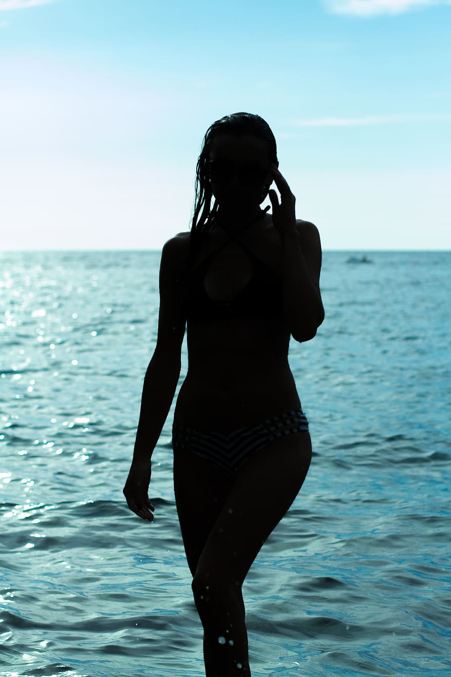 sea, water, one person, real people, sky, lifestyles, leisure activity HD wallpaper