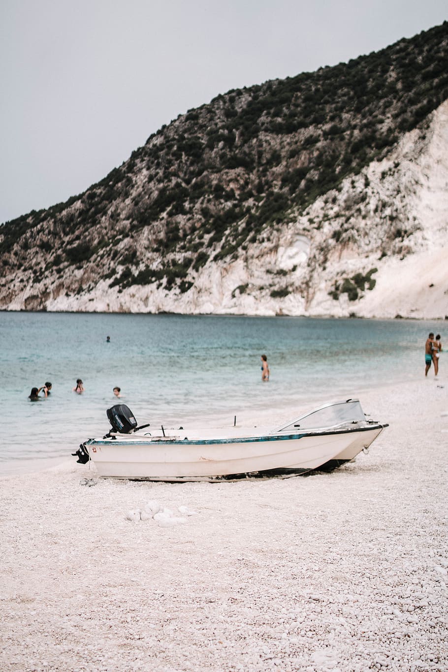 White Boat On Shore , beach, daylight, ocean, sand, sea, seashore HD wallpaper