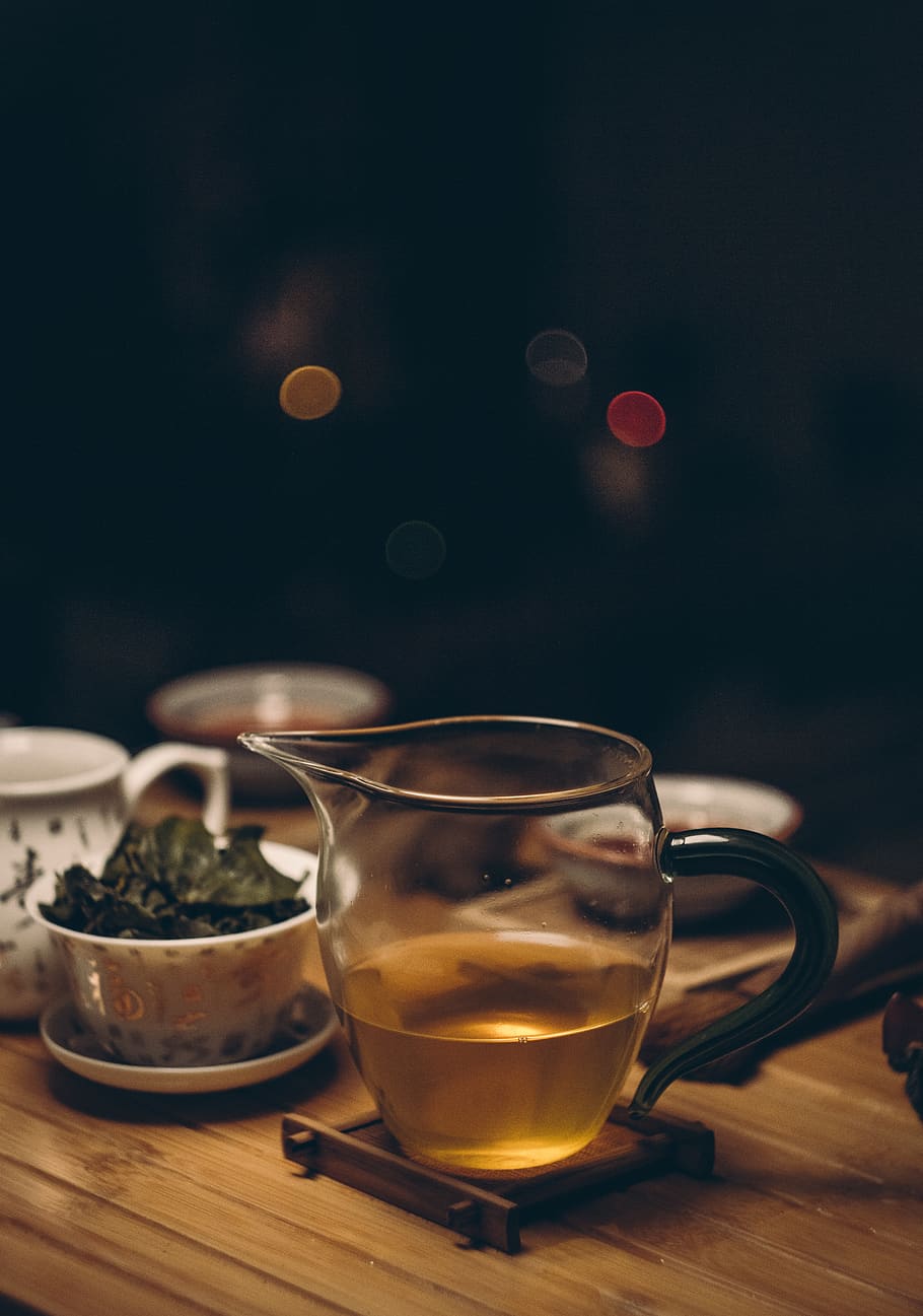 Clear Glass Cup on Brown Wooden Table, blur, caffeine, close-up HD wallpaper