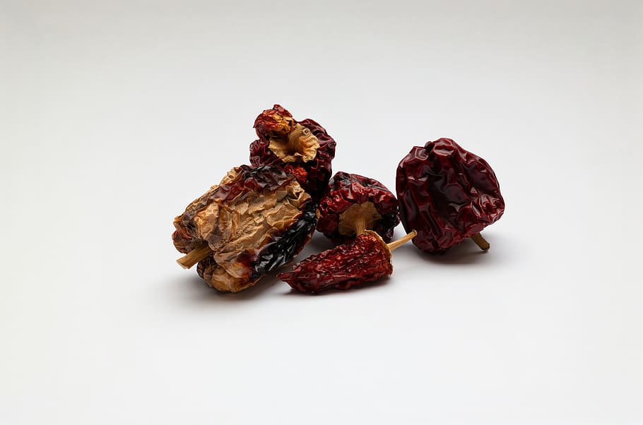 paprika, dried, dry, studio shot, food and drink, white background HD wallpaper