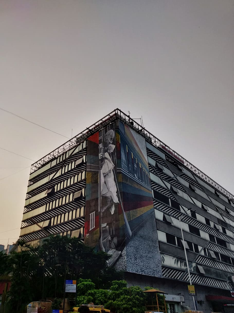 Gray Building Under Gray Sky, ad, architecture, billboard, business HD wallpaper