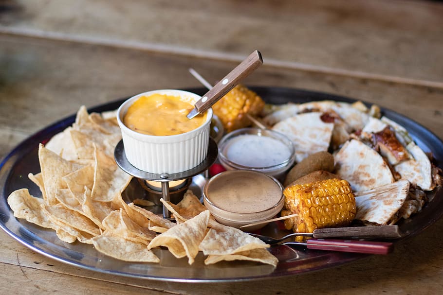 Variety Of Food On A Plate, corn, cuisine, delicious, dip, meal HD wallpaper
