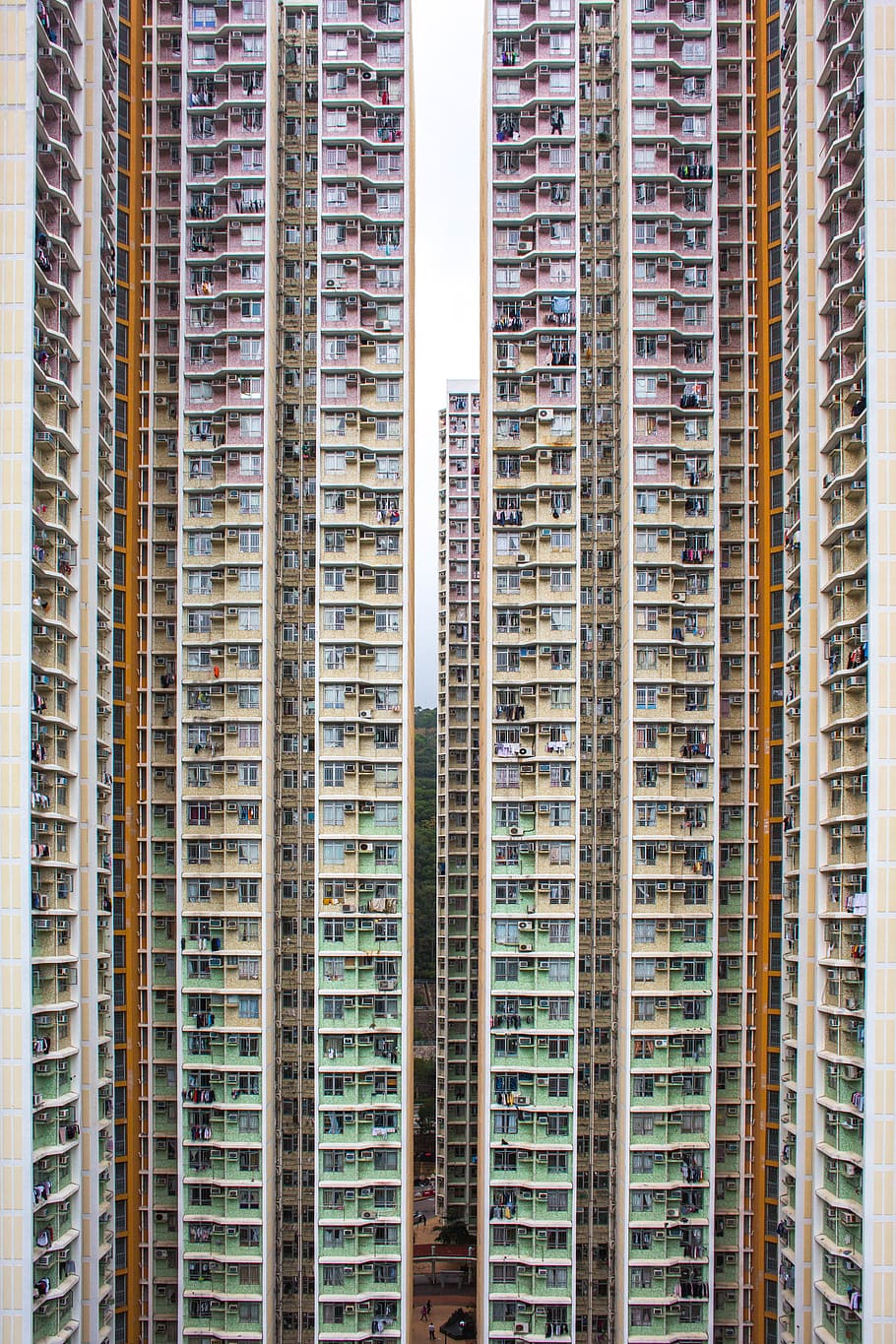 beige high-rise building, backgrounds, no people, full frame HD wallpaper