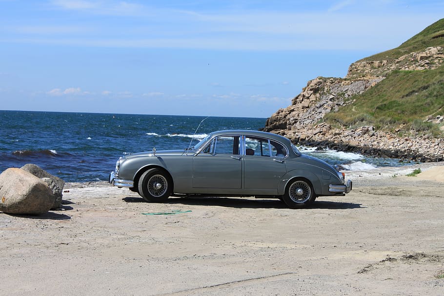 auto, jaguar, oldtimer, sea, classic, old car, rarity, vehicle HD wallpaper