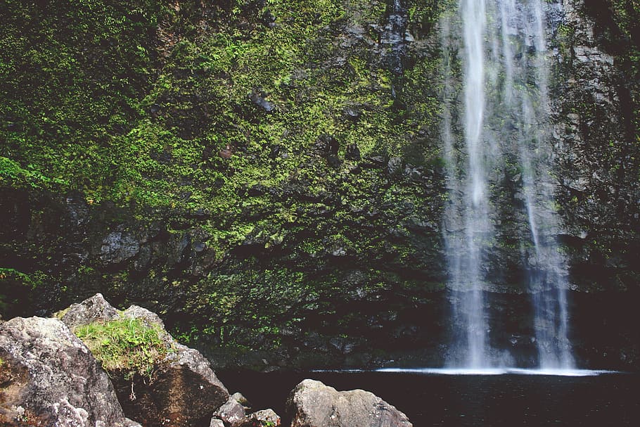 rock near waterfall, nature, green, moss, refreshing, ethereal HD wallpaper