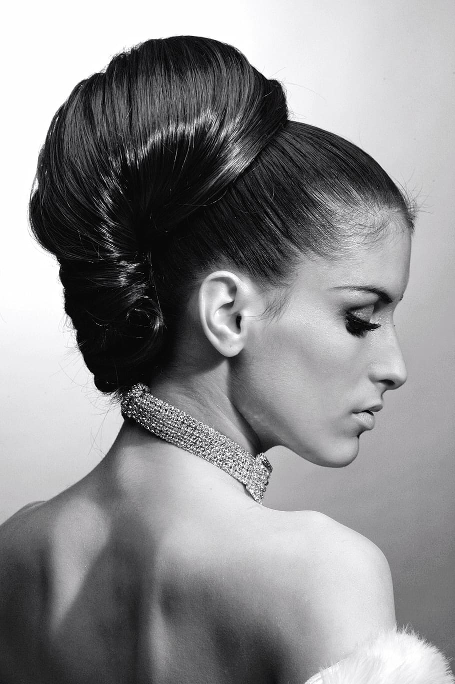 Grayscale Photo of a Woman, beautiful, elegant, fashion, girl, HD wallpaper