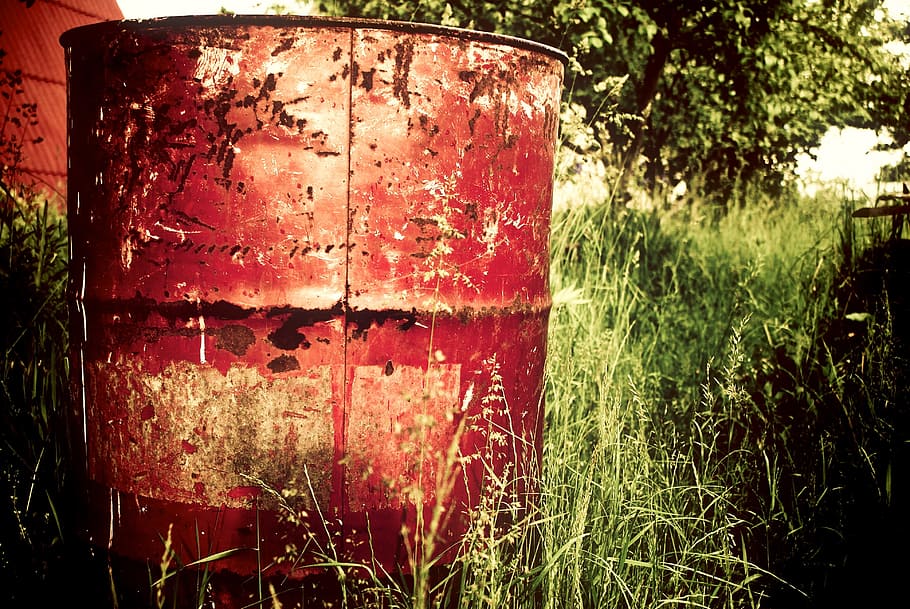 farm, red, trash can, garbage can, barrel, rust, trees, grass HD wallpaper