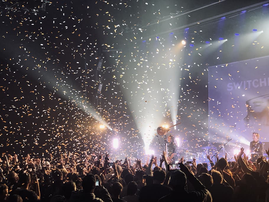 human, person, crowd, lighting, chicago, united states, 309 w wisconsin st HD wallpaper