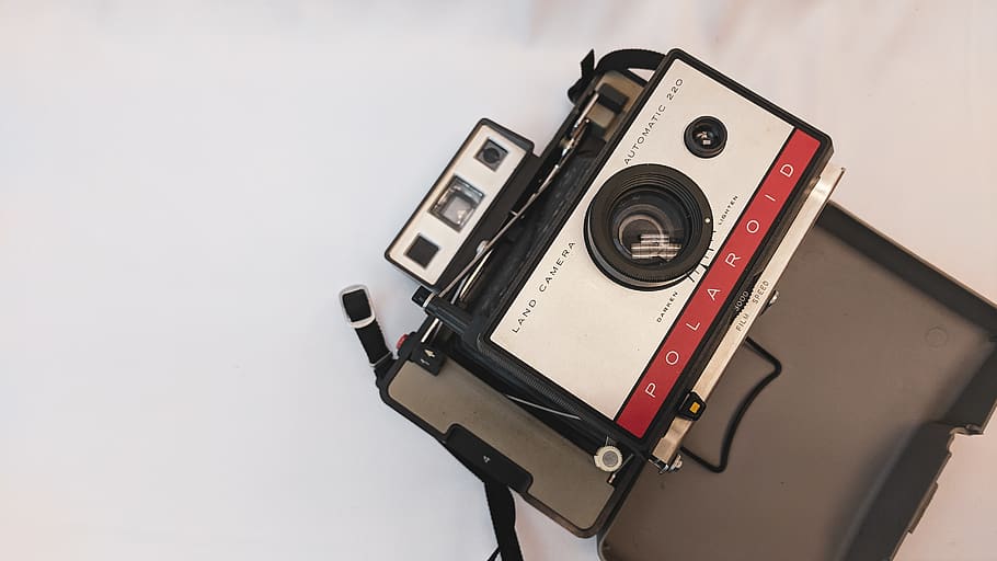 black and gray camera, electronics, 26119 calvary ln ne, kingston HD wallpaper