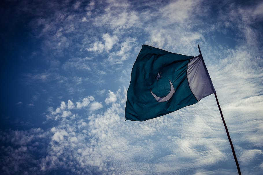 pakistan, lahore, gulshan-e-ravi, cloud - sky, flag, patriotism, HD wallpaper